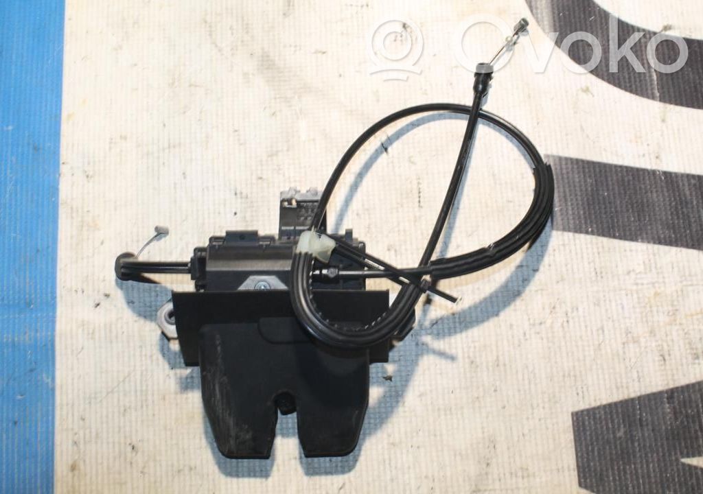 Volvo S60 Engine bonnet/hood lock/catch 