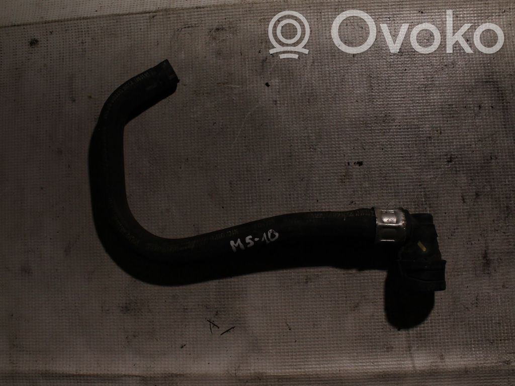 Volvo V70 Engine coolant pipe/hose 