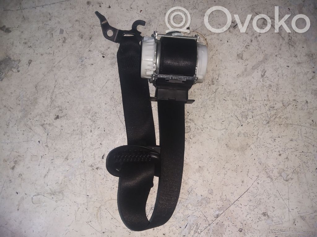 BMW 1 E81 E87 Front seatbelt 