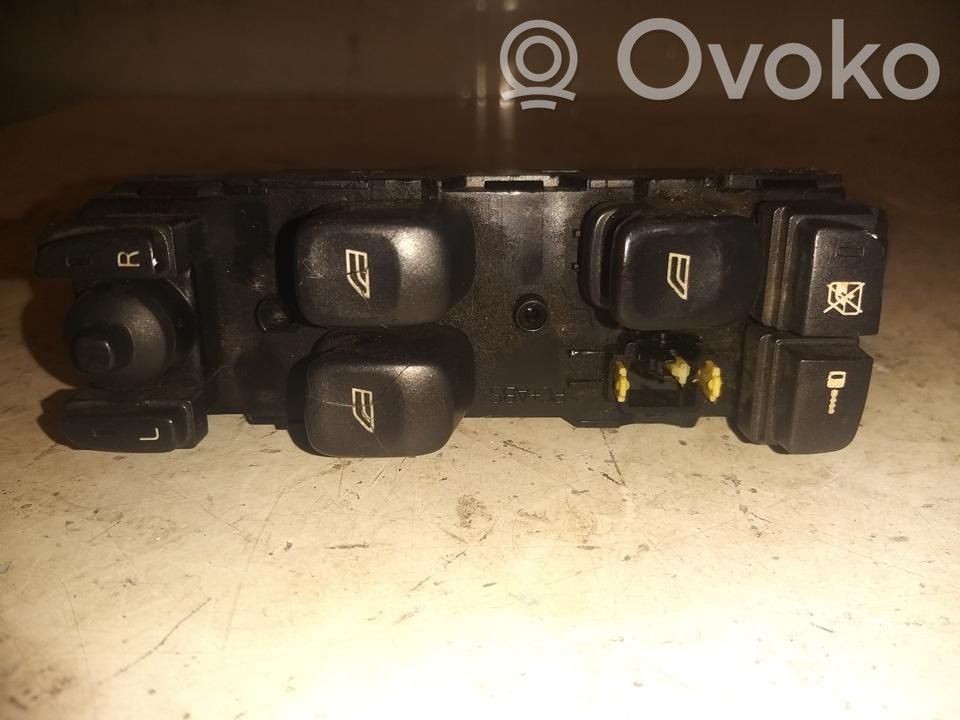 Volvo XC90 Electric window control switch 