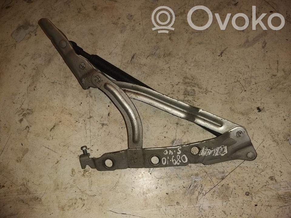 Volvo S40 Tailgate/trunk/boot hinge 