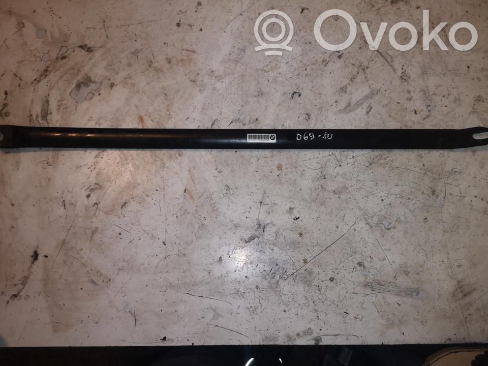 BMW 1 E81 E87 Variklio tvirtinimo kronšteinas 