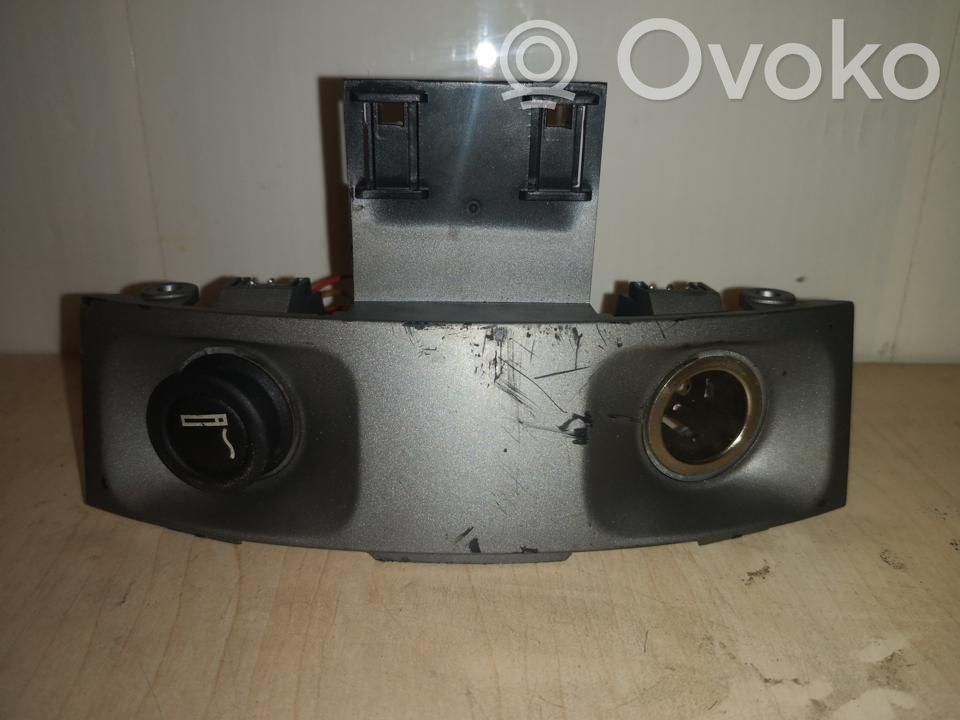 BMW 7 E65 E66 Cigarette lighter 