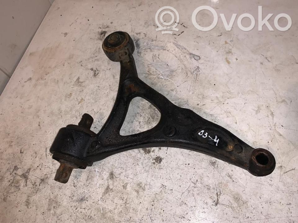 Volvo XC90 Front lower control arm/wishbone 