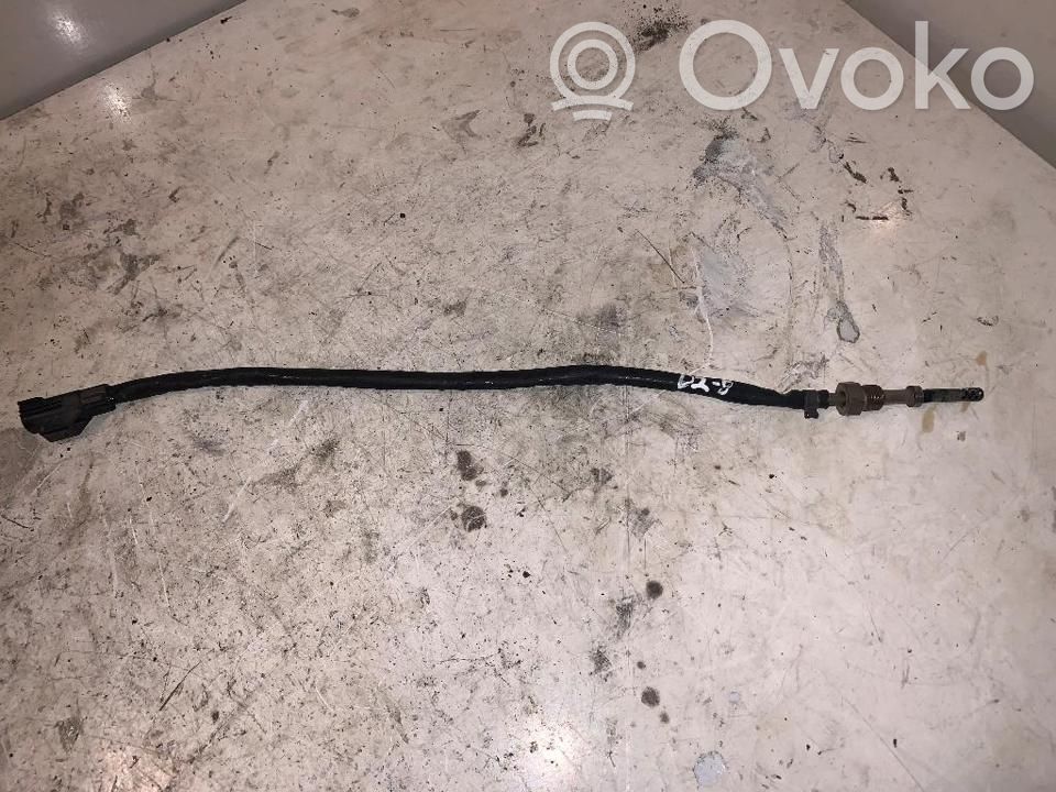 Intake air temperature sensor   D28