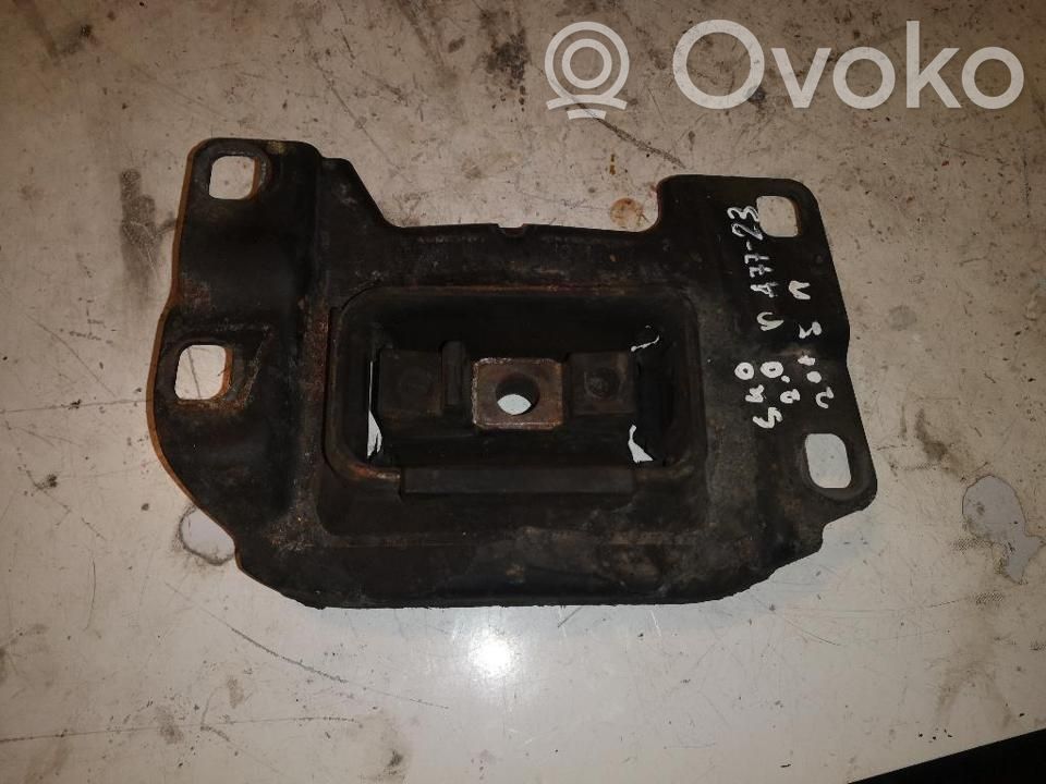 Volvo V50 Engine mount bracket 