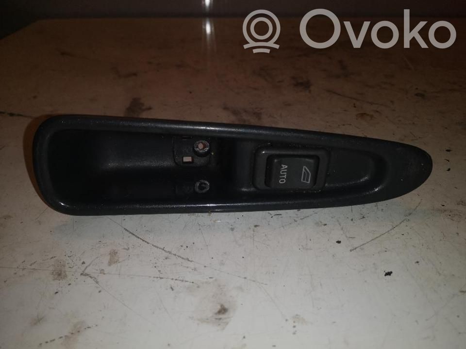 Volvo S40, V40 Electric window control switch 