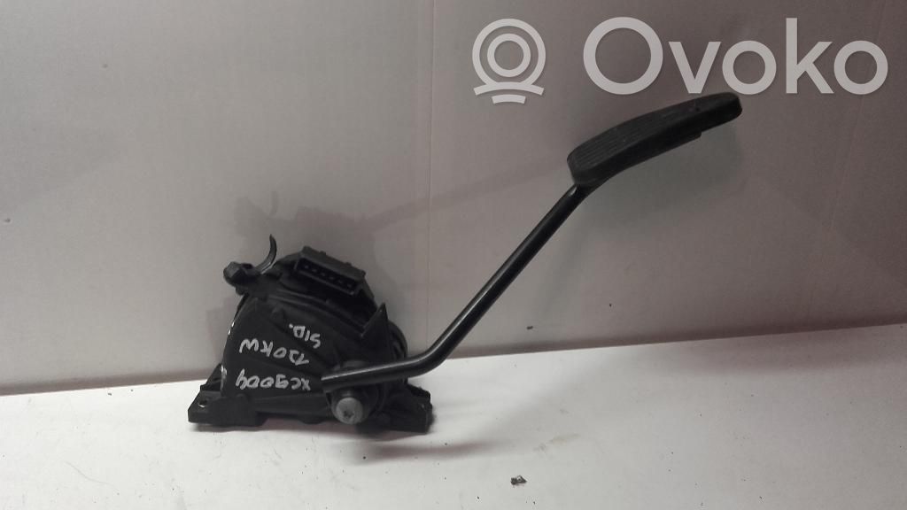 Volvo XC90 Accelerator throttle pedal 