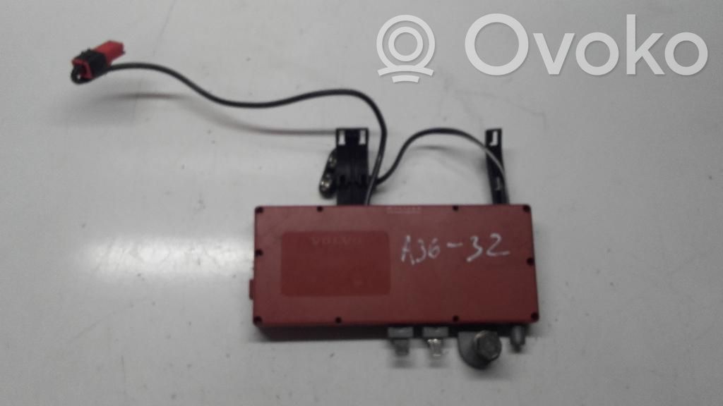 Volvo S80 Aerial antenna amplifier 
