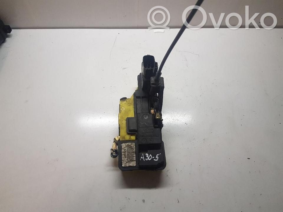 Volvo V70 Zamek drzwi tylnych 