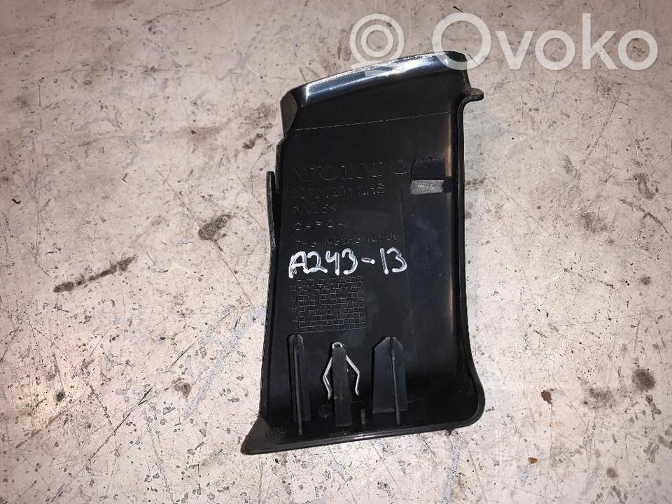 Volvo XC60 Kita salono detalė 