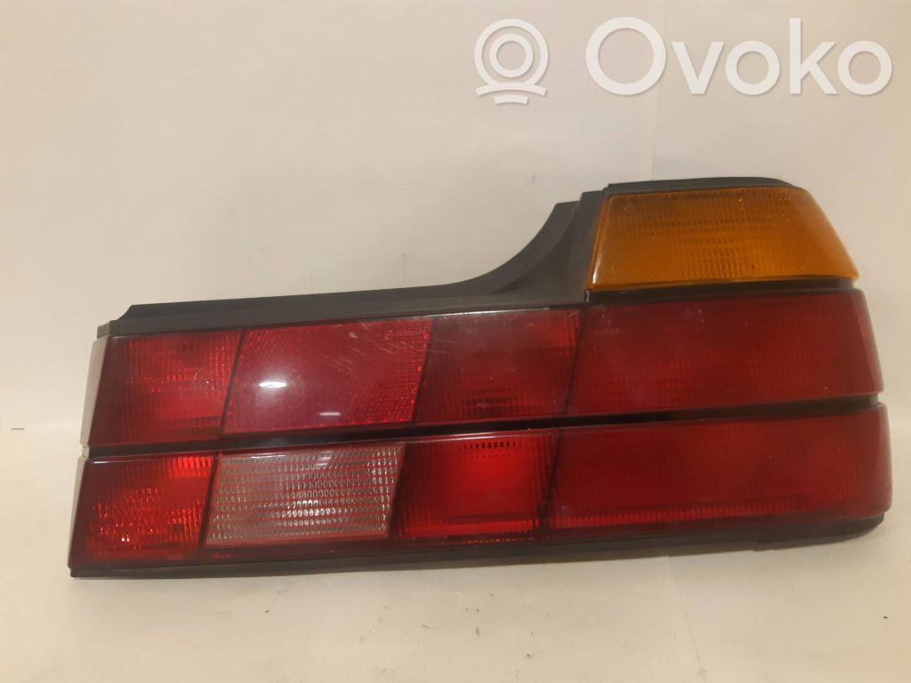 BMW 7 E32 Galinis žibintas kėbule 