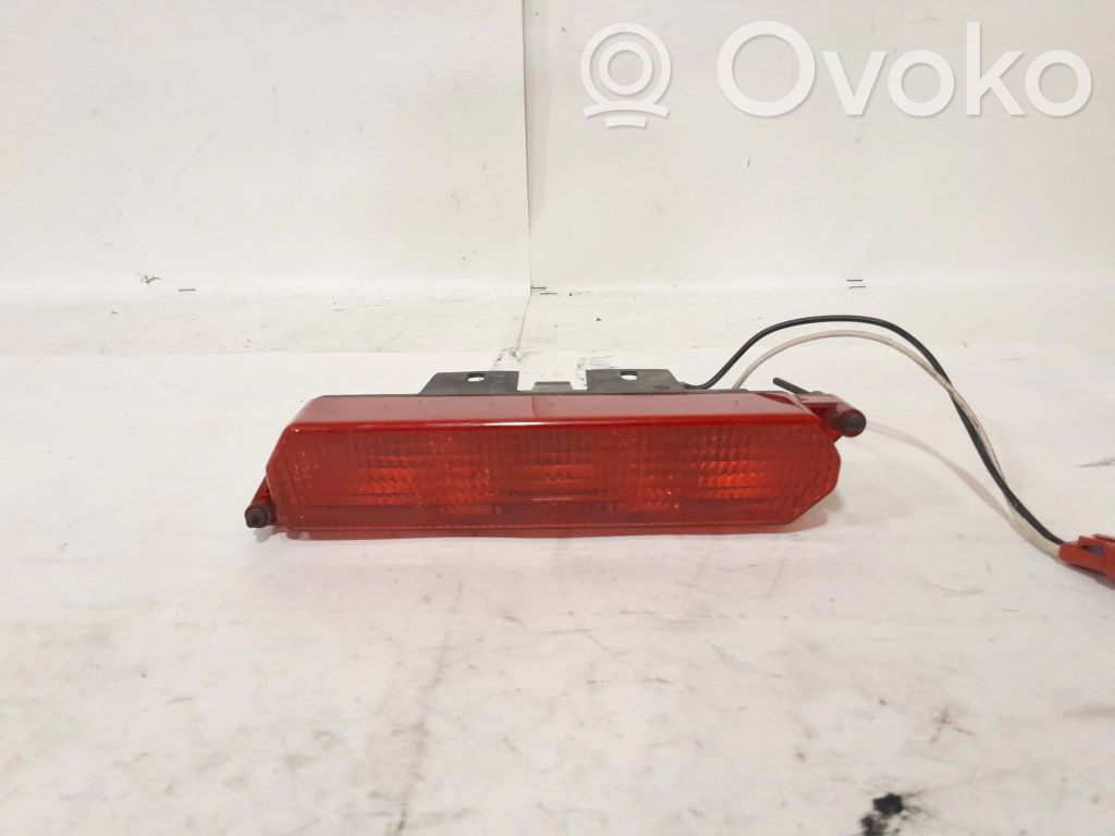 Chrysler Voyager Third/center stoplight 
