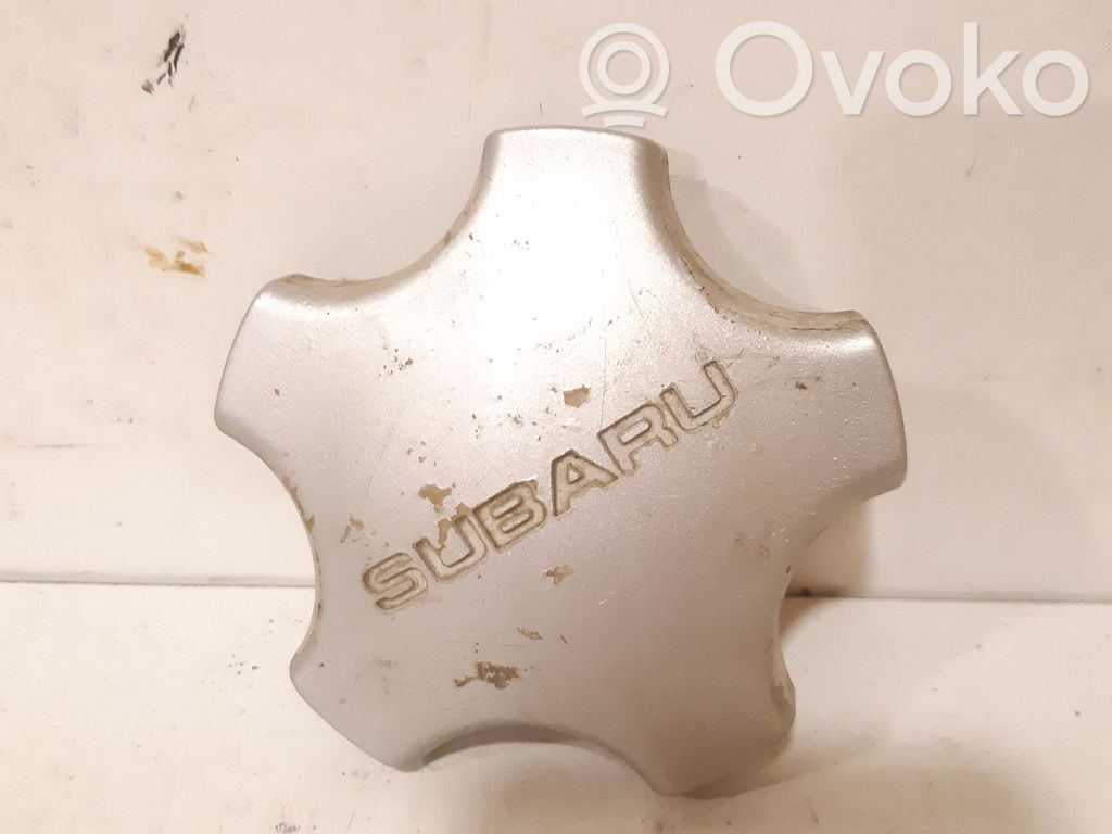 Subaru Impreza I Original wheel cap 