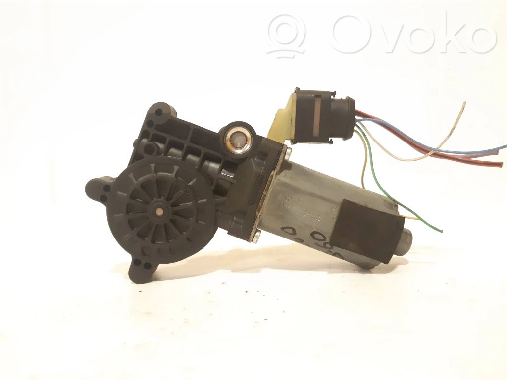 Volvo S60 Silnik regulatora szyby drzwi przednich 