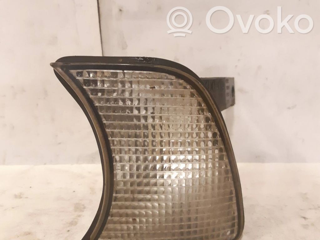 BMW 5 E34 Front indicator light 