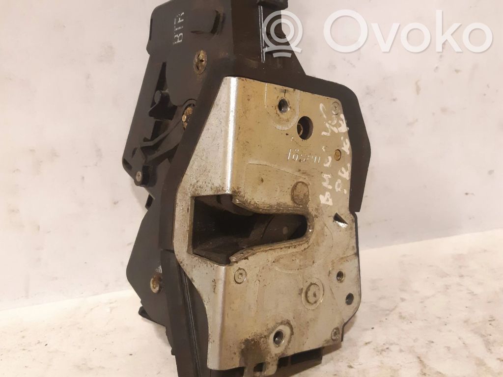 BMW 3 E46 Front door lock 