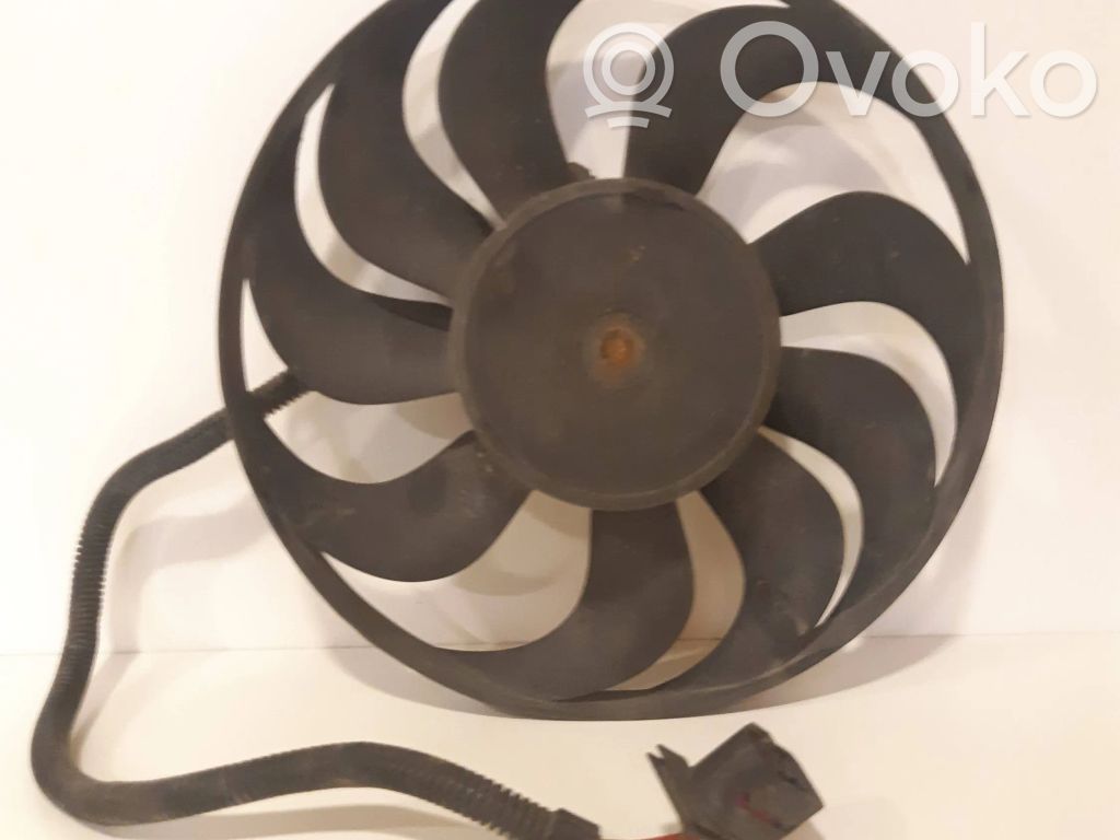 Volkswagen Golf IV Elektryczny wentylator chłodnicy 