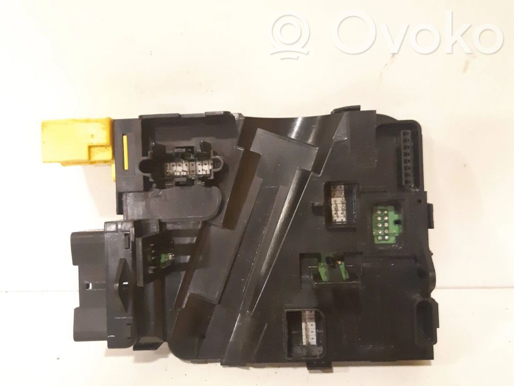 Volkswagen Golf V Steering angle sensor 