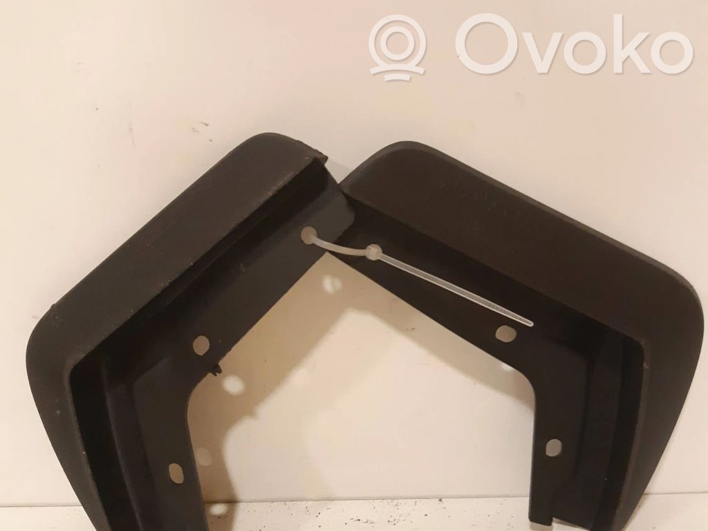 Volvo V60 Chlapacze tylne 