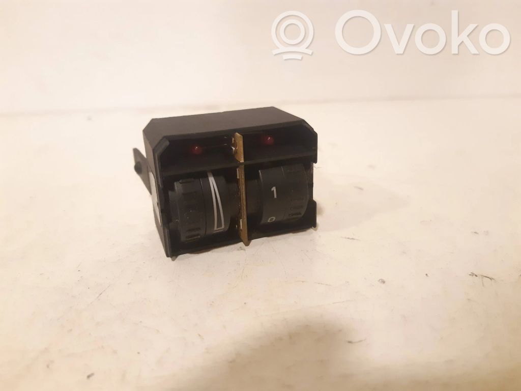 Volkswagen Caddy Headlight level height control switch 