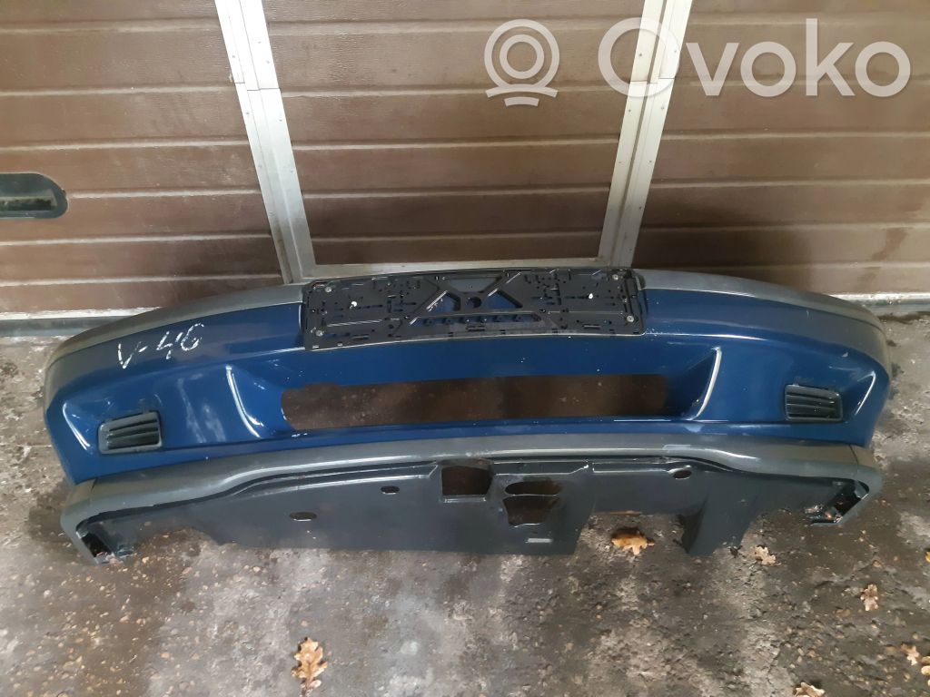 Volvo S40, V40 Parachoques delantero 