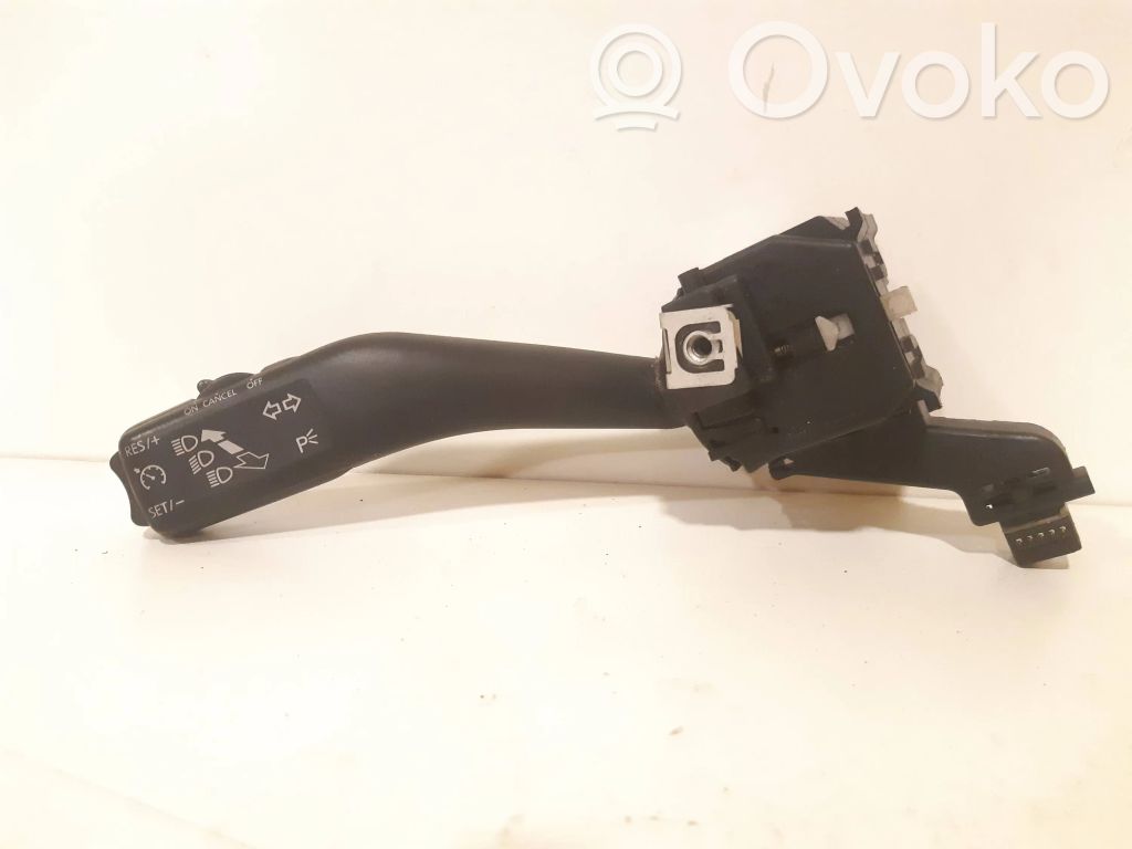 Volkswagen Touran I Indicator stalk 