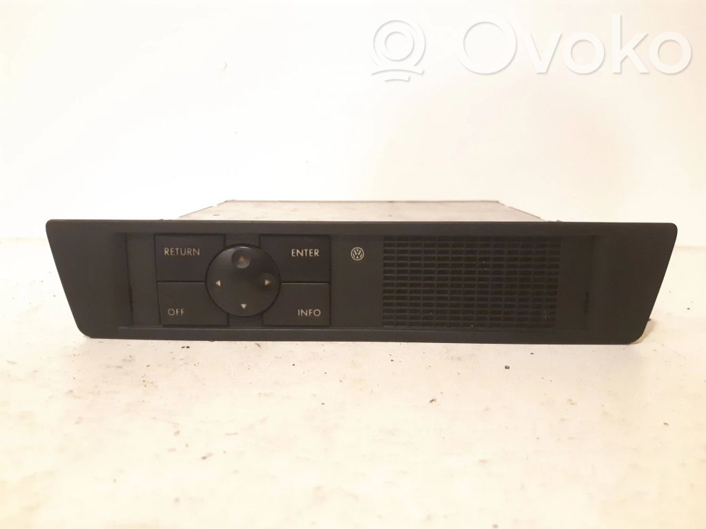 Volkswagen PASSAT B5 GPS navigation control unit/module 