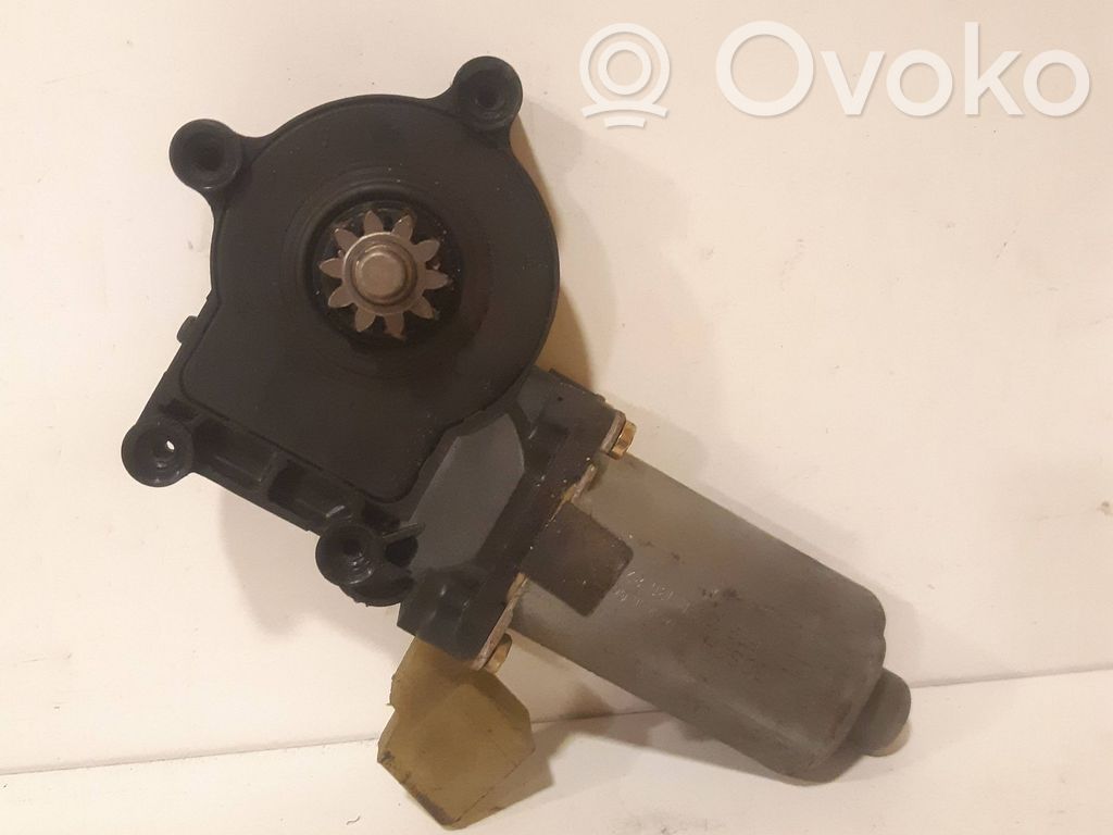 Volvo XC90 Silnik regulatora szyby drzwi przednich 