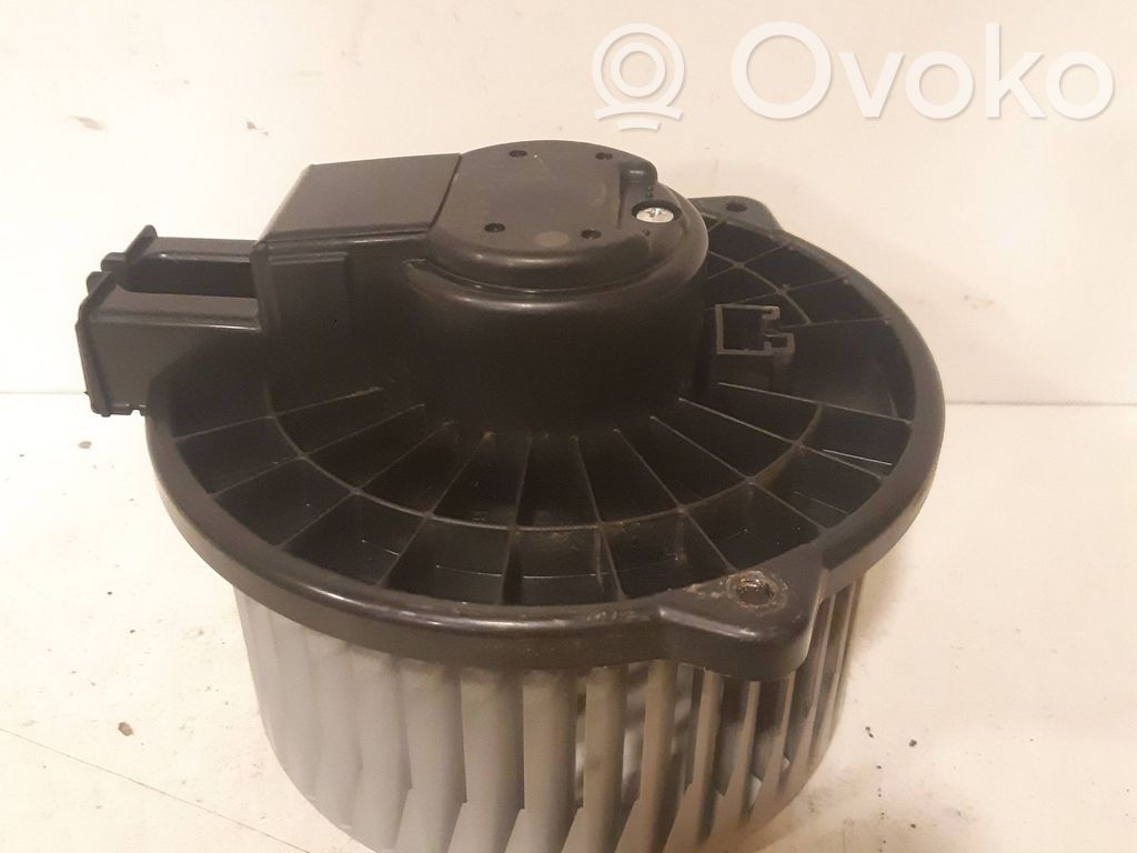 Subaru Legacy Mazā radiatora ventilators 