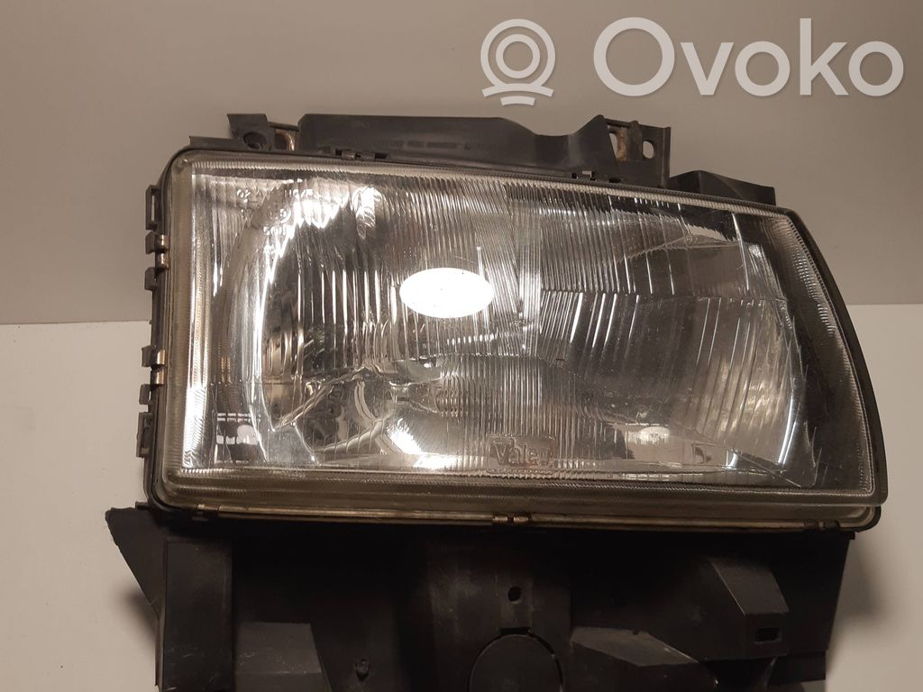 Volkswagen Transporter - Caravelle T4 Lampa przednia 