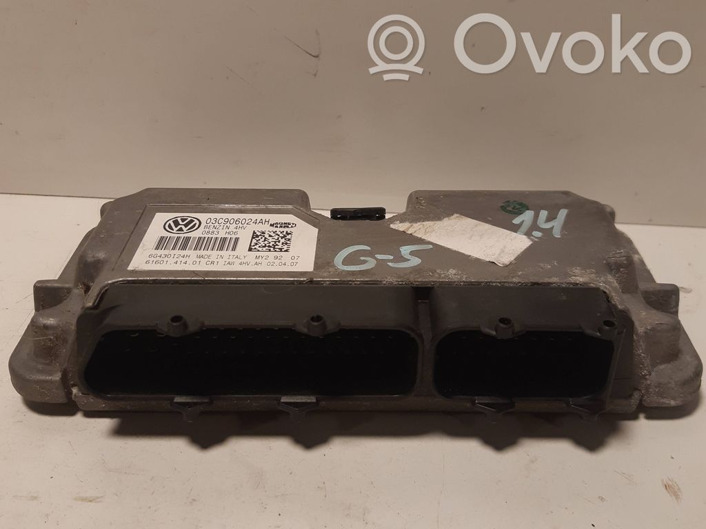 Volkswagen Golf V Engine control unit/module 