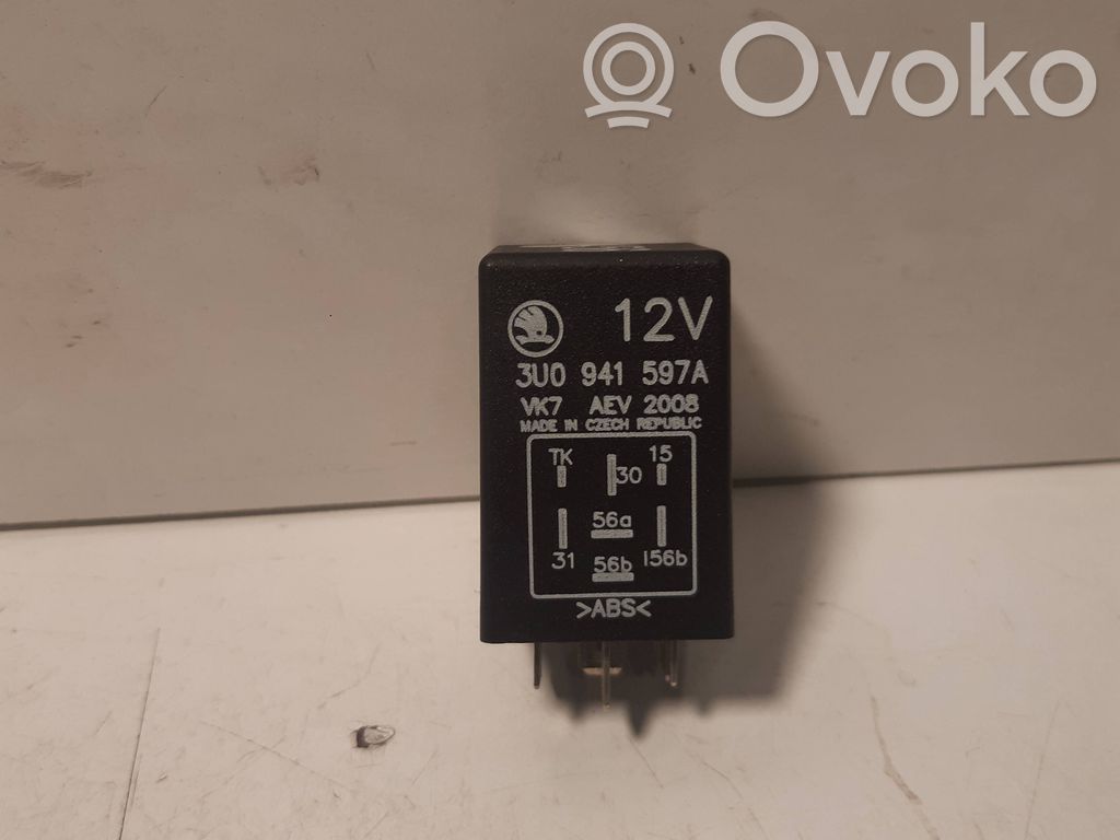 Audi A6 S6 C6 4F Muu rele 