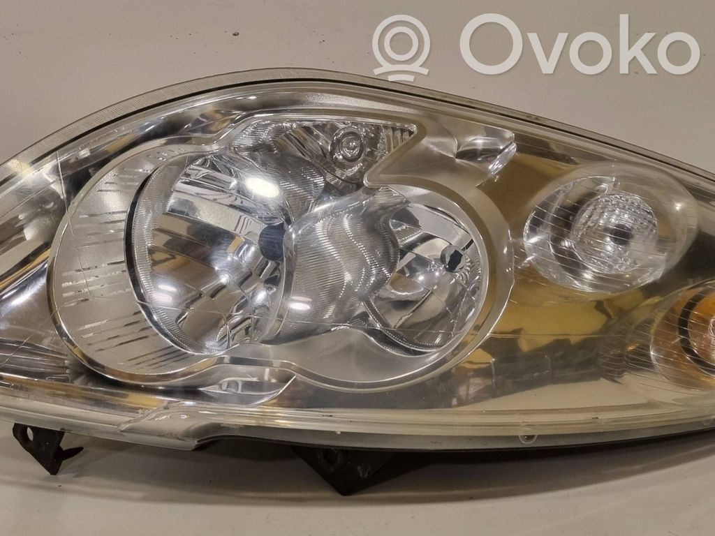 Renault Master III Headlight/headlamp 