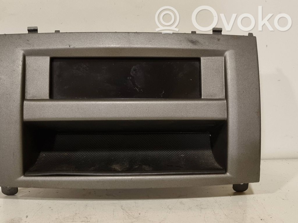Peugeot 407 Screen/display/small screen 