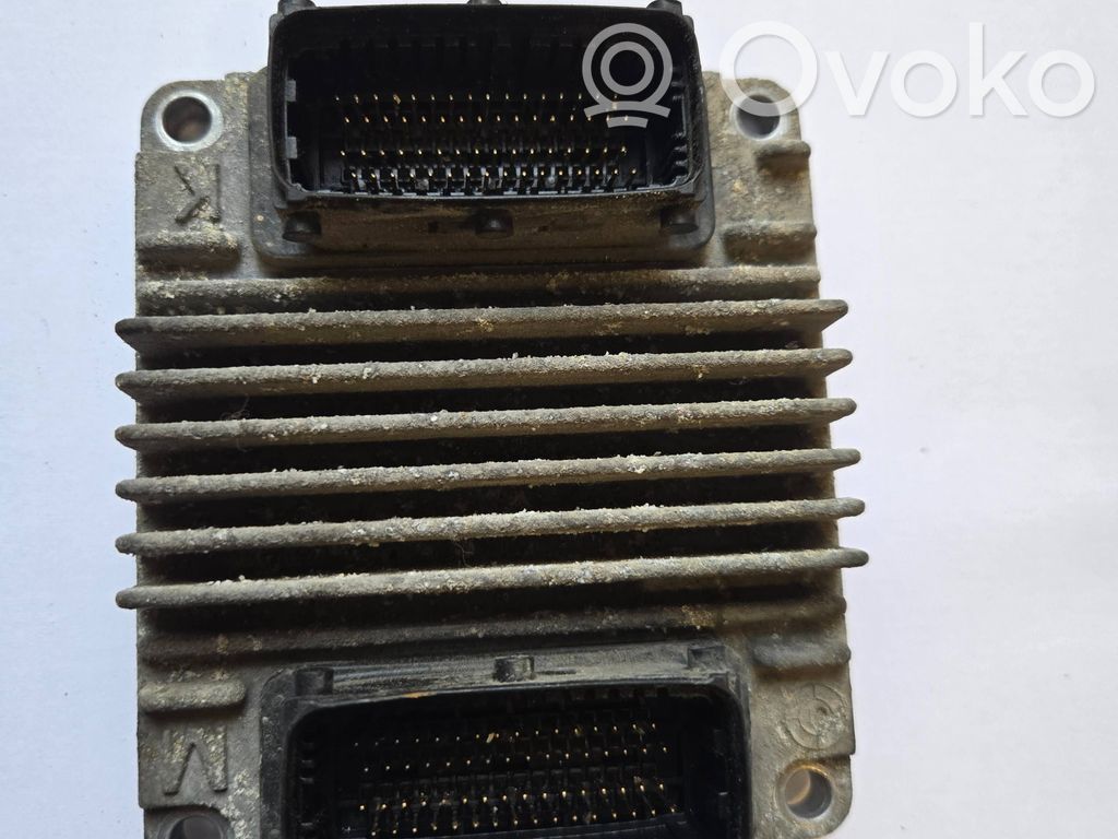 Opel Zafira A Engine control unit/module 