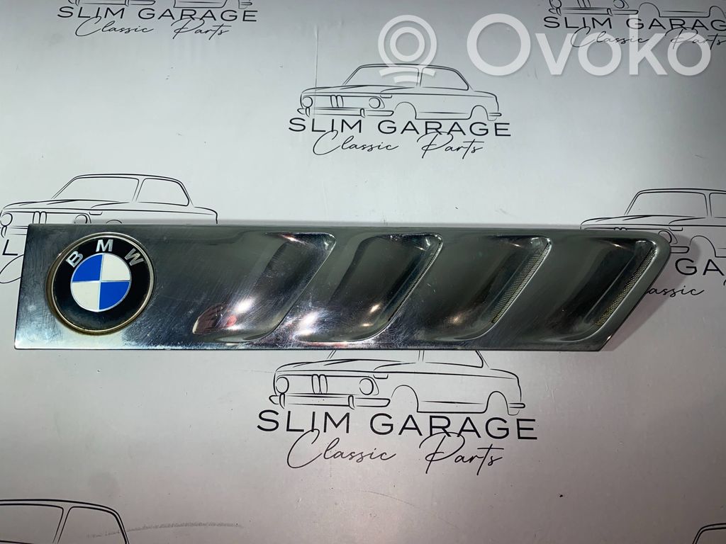 BMW Z3 E36 Grotelės sparne 
