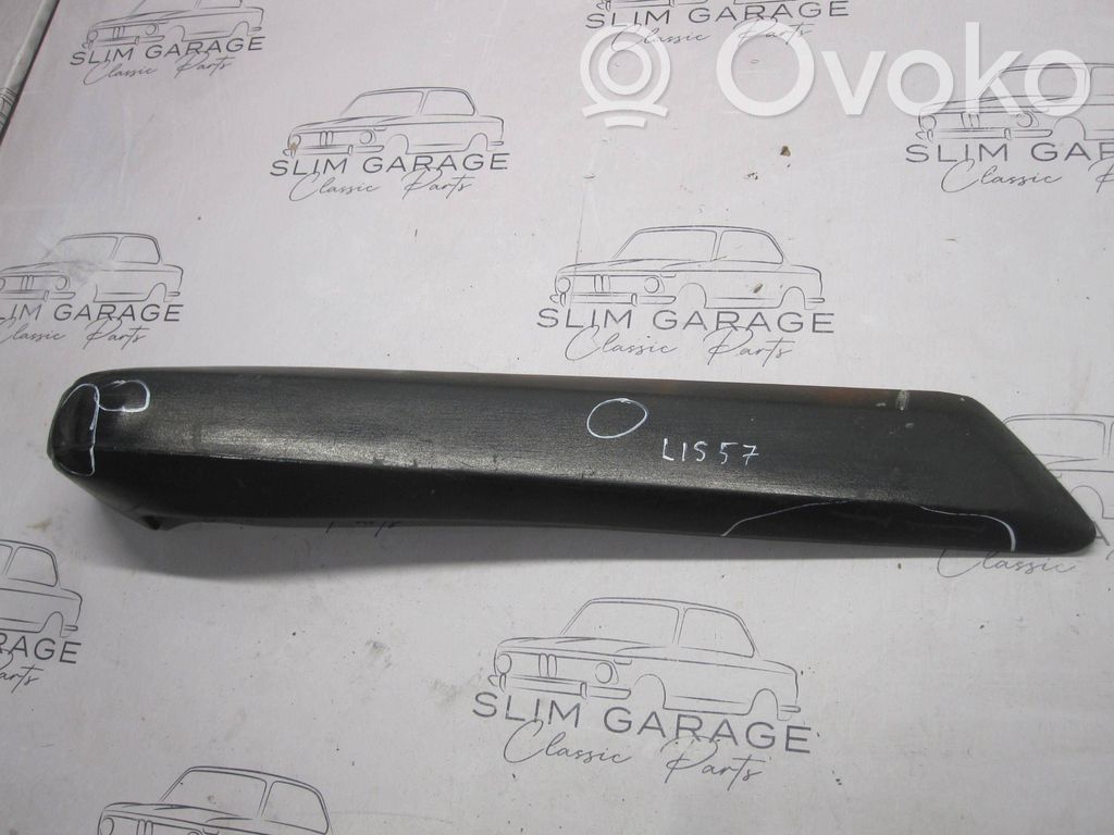 Ford Taunus Moldura embellecedora de la barra del amortiguador trasero 