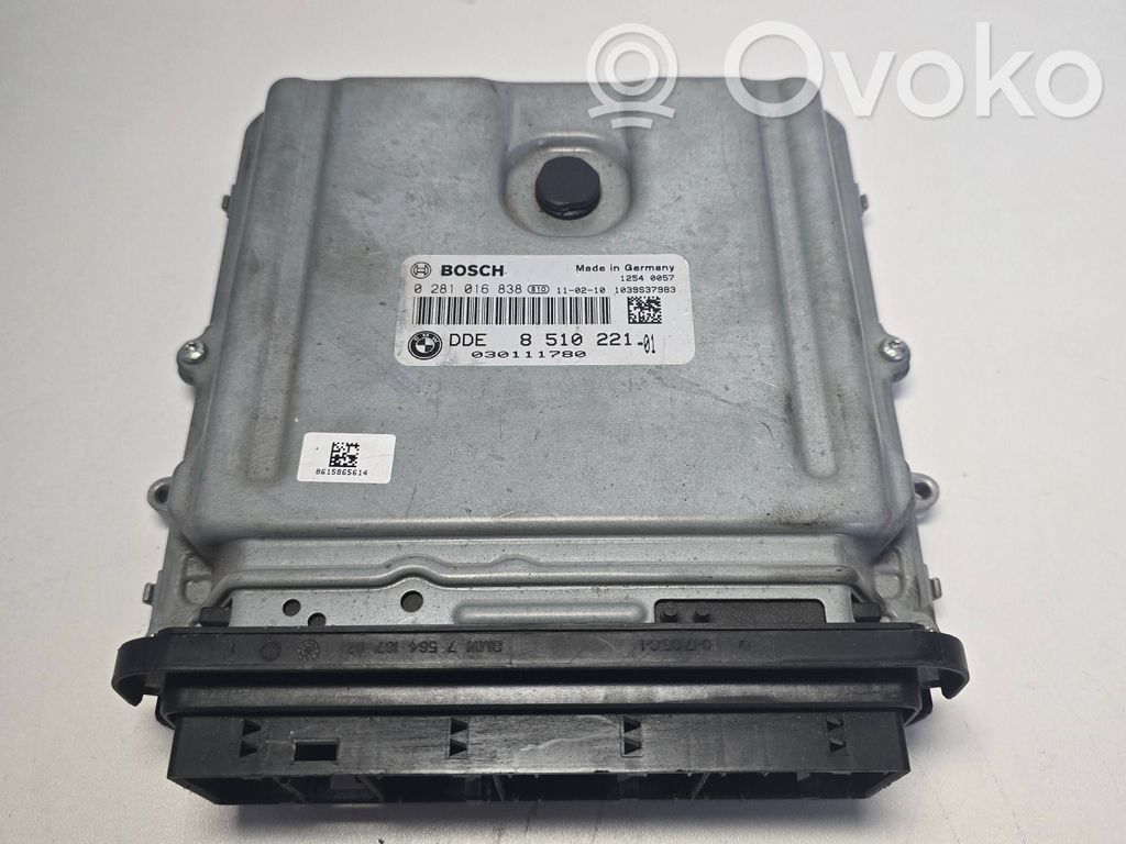 Variklio valdymo blokas   8510221