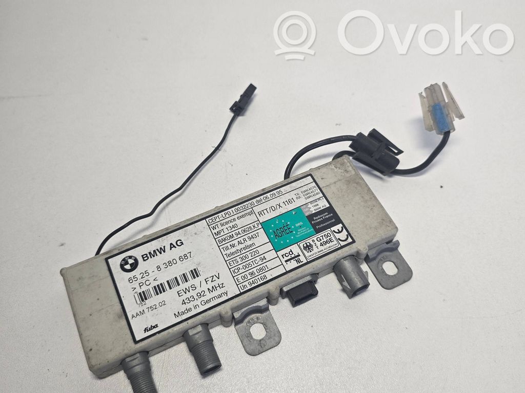 BMW 5 E39 Antenos stiprintuvas 