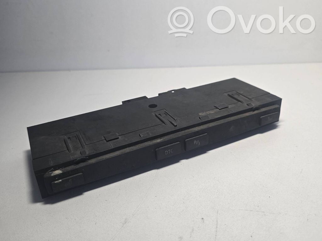 BMW 5 E60 E61 Seat heating switch 