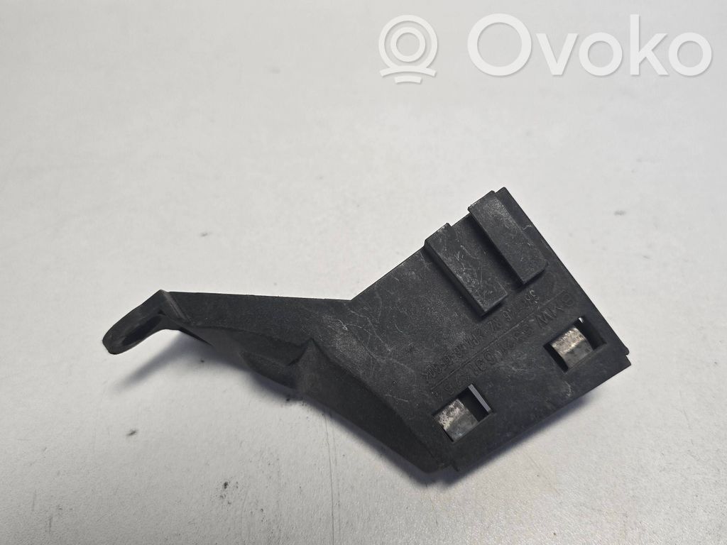 BMW 3 E46 Headlight/headlamp mounting bracket 