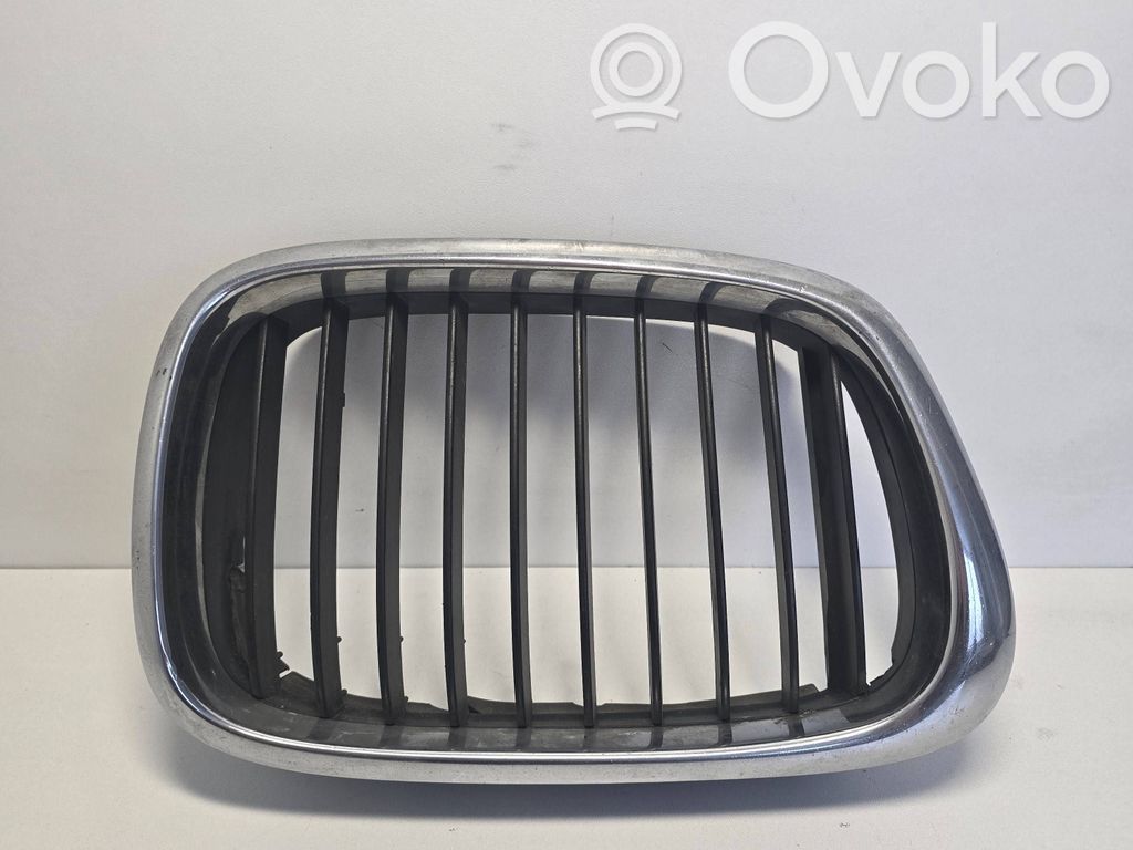 BMW 5 E39 Front grill 
