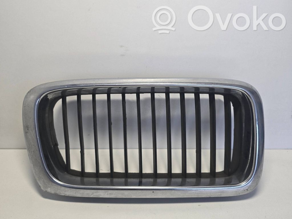 BMW 7 E38 Front grill 