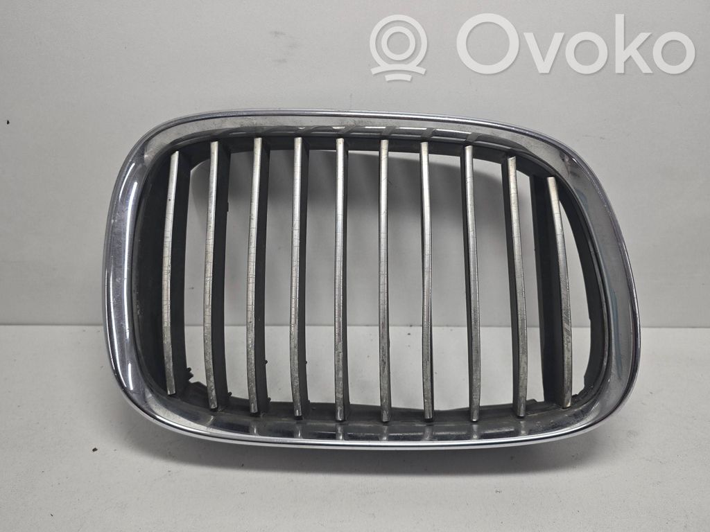 BMW 5 E39 Front grill 