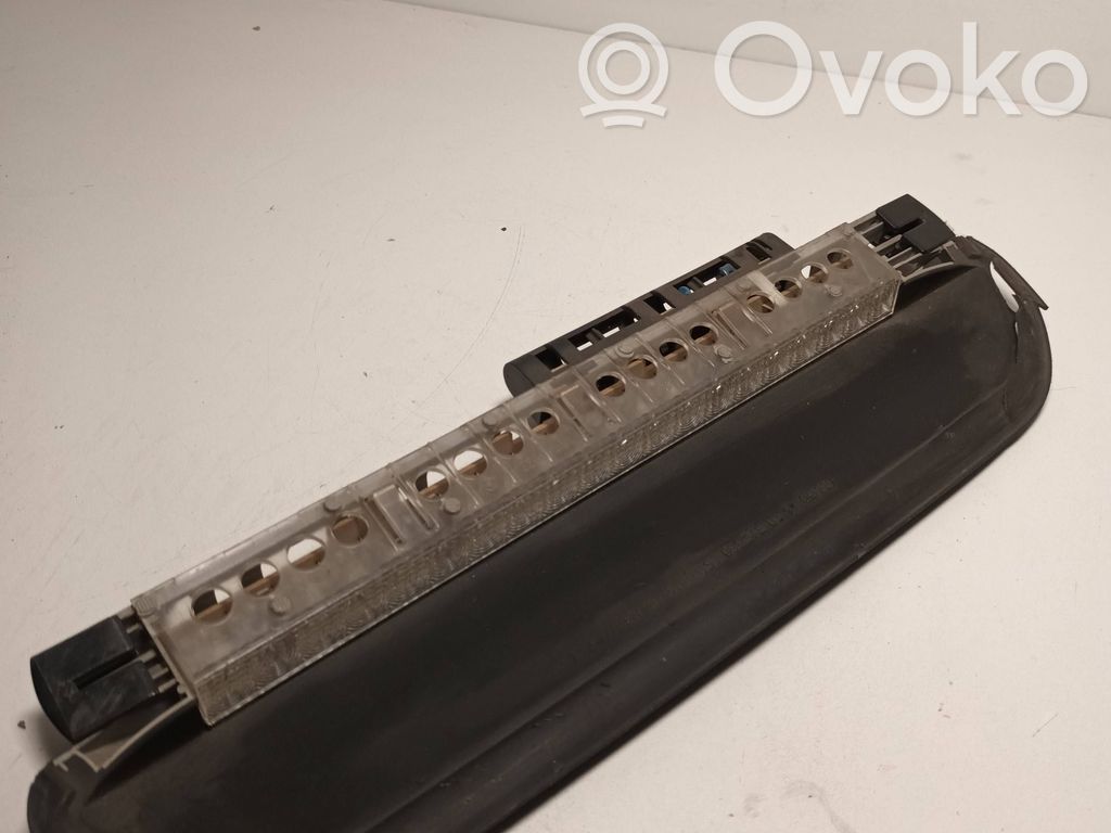 BMW 3 E46 Third/center stoplight 