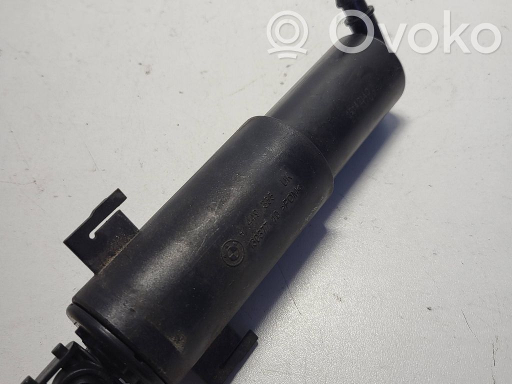 BMW 3 E90 E91 Headlight washer spray nozzle 