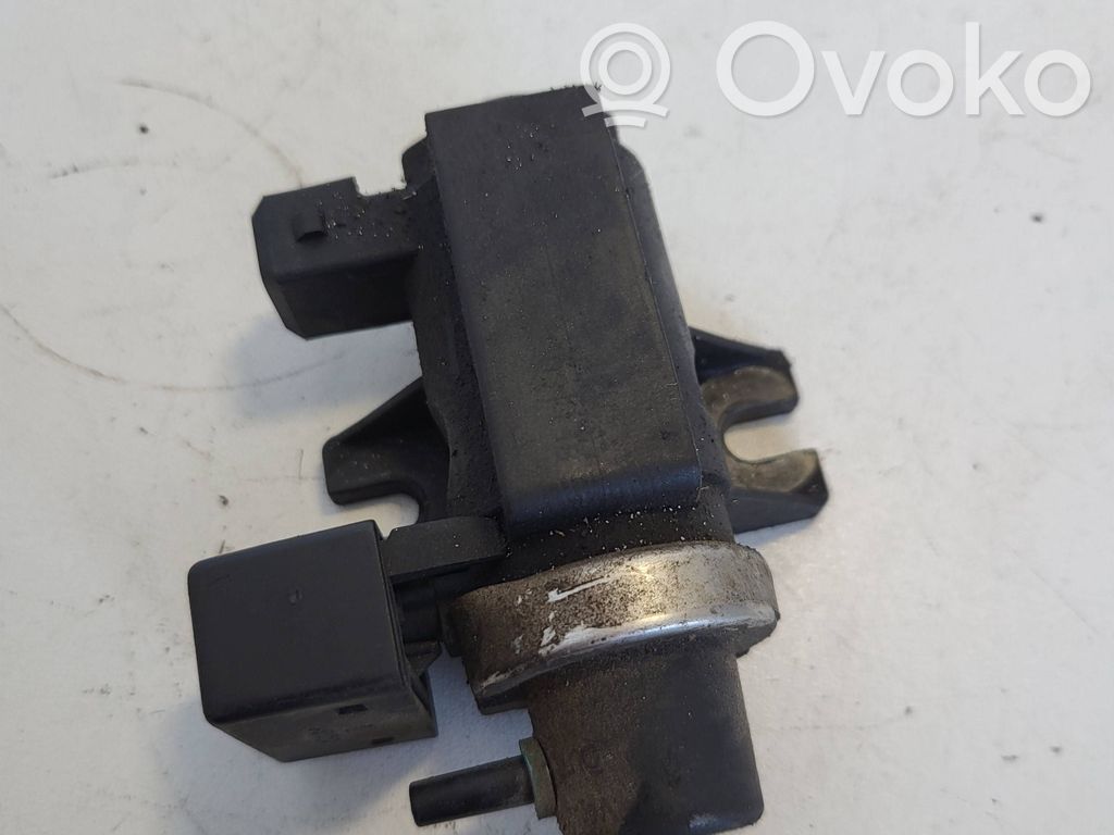 BMW X5 E53 Solenoidinis vožtuvas 