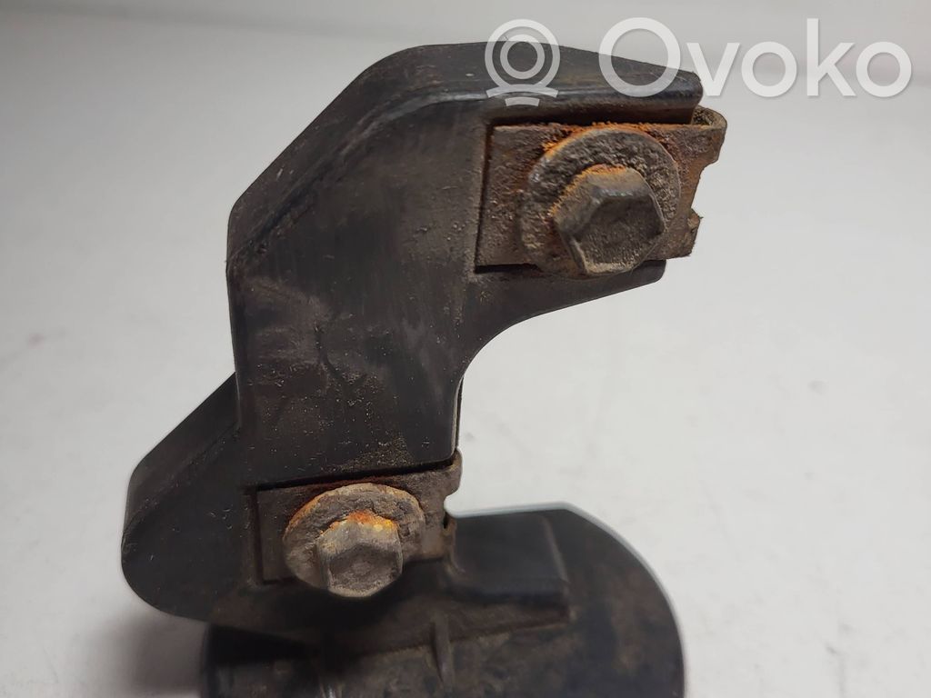 Front bumper mounting bracket   51118159361