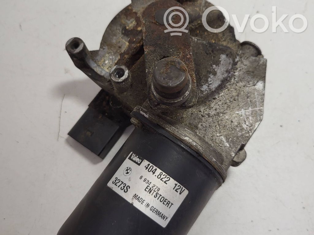 BMW 5 E60 E61 Front wiper linkage and motor 